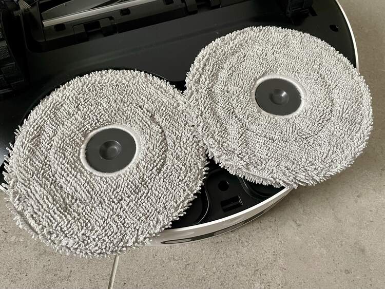 Mopovací podložky a zametací kartáč - Dreame D20 Ultra