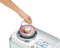 Zmrzlinovač Sage BCI600 recenze