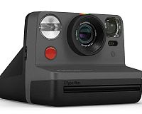 Instantní fotoaparát Polaroid Now