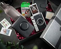 Fujifilm Instax Mini EVO dárkové balení