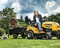 Zahradní traktor Riwall PRO RLT 92 T recenze