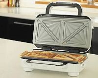 Toustovač Breville VST074 recenze